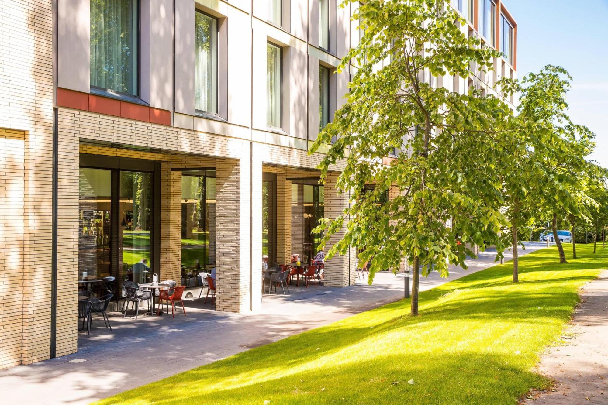 Courtyard By Marriott Edinburgh West Hotel Ngoại thất bức ảnh