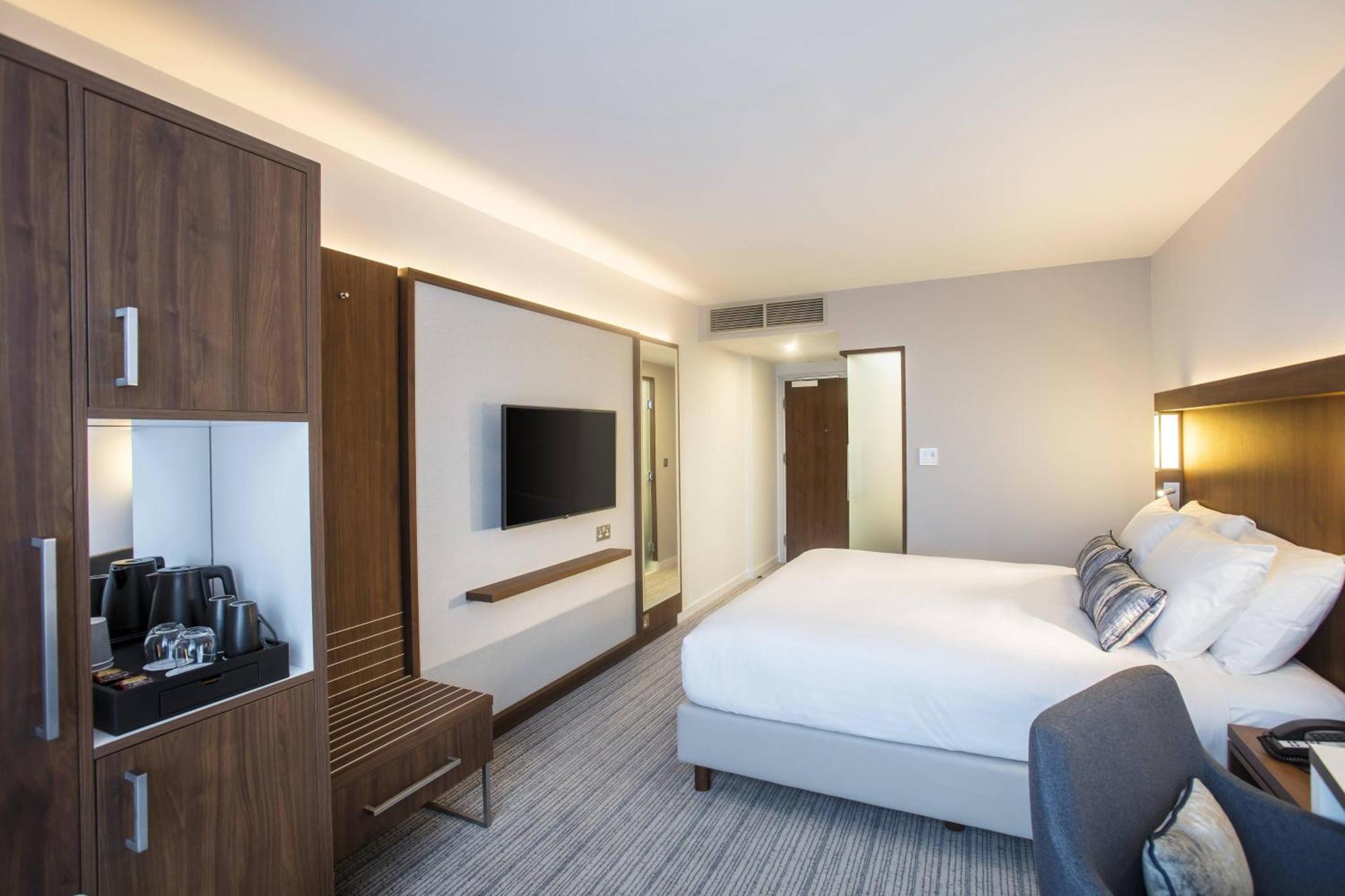 Courtyard By Marriott Edinburgh West Hotel Ngoại thất bức ảnh