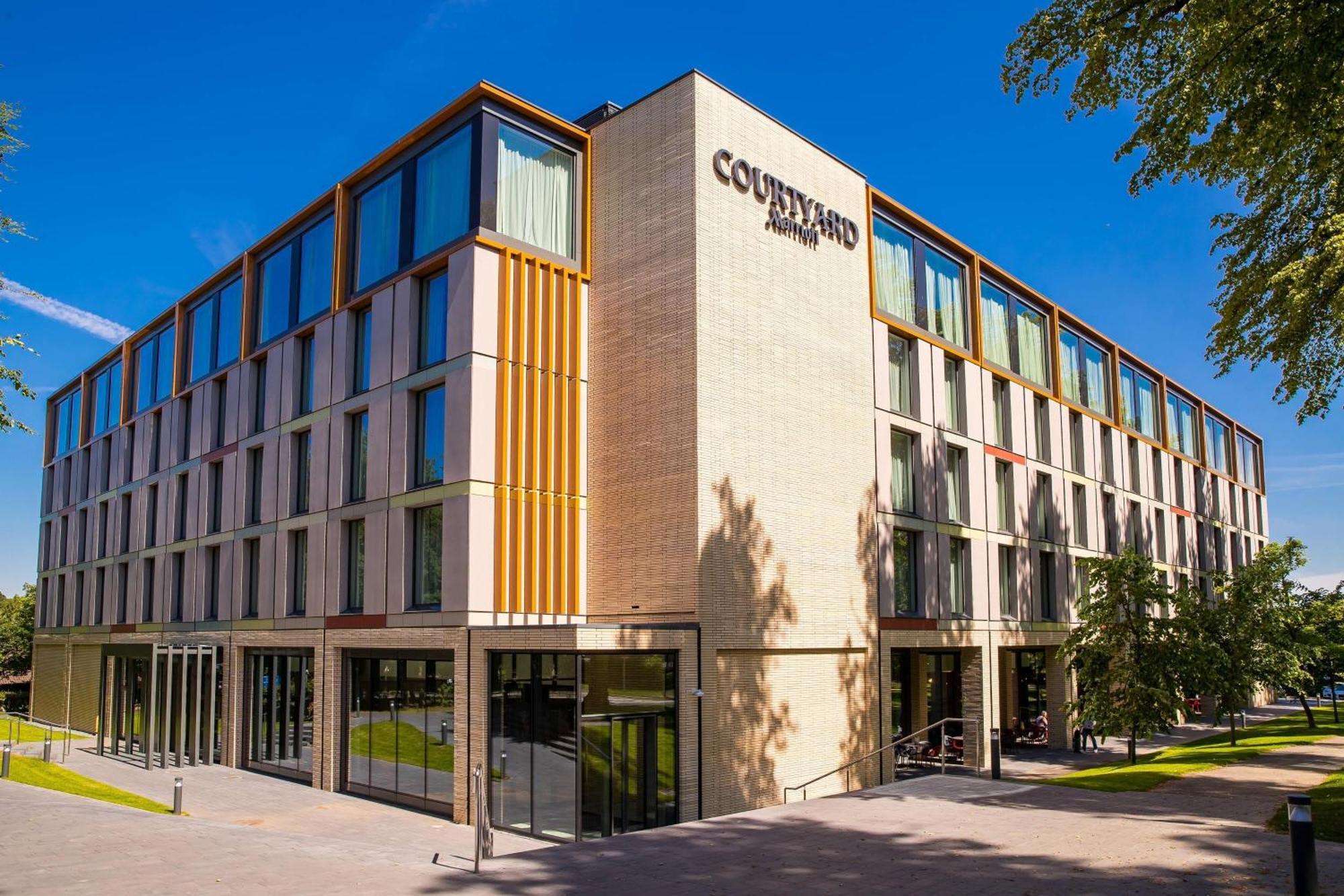 Courtyard By Marriott Edinburgh West Hotel Ngoại thất bức ảnh